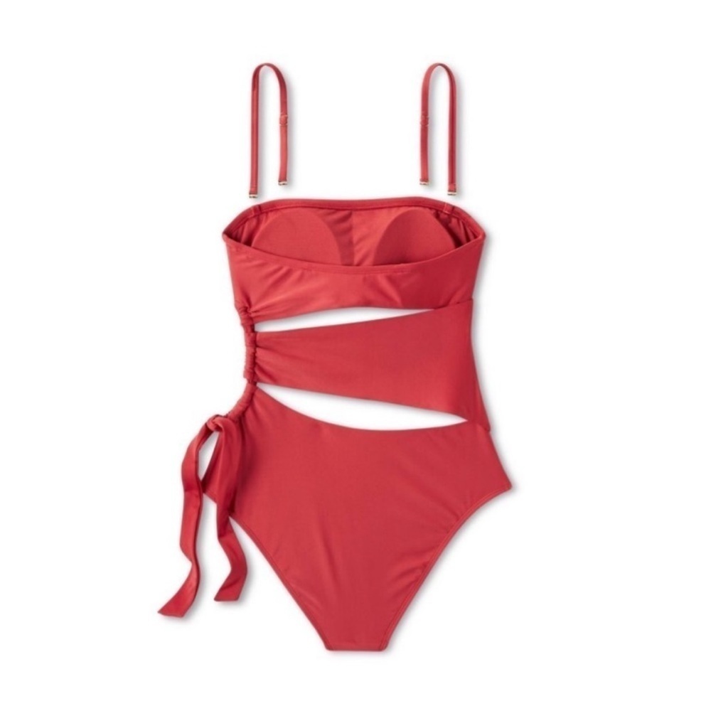 Bandeau Cut Out One Piece Swimsuit - Shade & Shore Red
NWT - Picture 6 of 8
